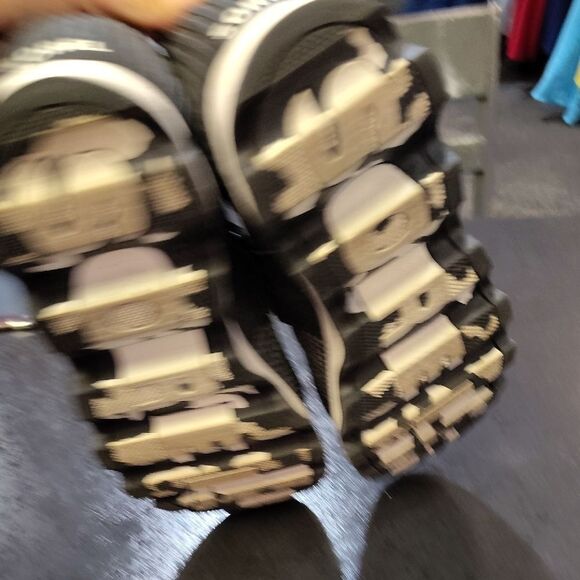 Sorel Black High-Top Sneakers with Elastic Strap - Picture 6 of 6